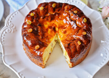 reteta-de-pasca-ingrediente-si-mod-de-preparare-reteta-unui-chef-cofetar:-blat-pufos-de-cozonac,-interior-fin-si-bogat-–-hotnews.ro