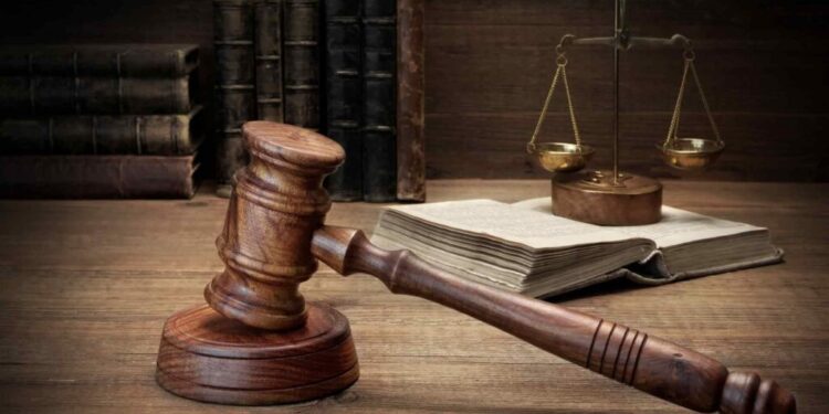 desfiintarea-institutului-pentru-drepturile-omului,-in-dezbatere-la-senat.-45-de-zile-pentru-concedierea-angajatilor