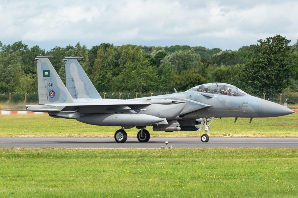 tara-care-mediaza-negocierile-sua-iran-trimite-avioane-in-arabia-saudita-acord-de-aparare-mutuala-impotriva-atacurilor-unei-terte-tari-–-hotnews.ro