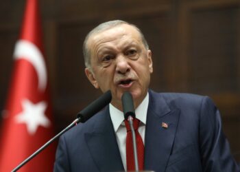 inca-un-lider-al-opozitiei-din-turcia-a-fost-arestat-procurorii-il-acuza-de-coruptie-–-hotnews.ro