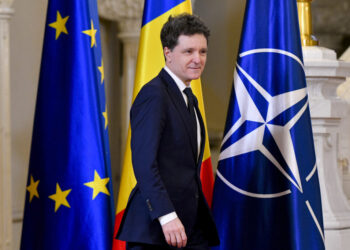 nicusor-dan-il-felicita-pe-peter-magyar-dupa-victoria-din-ungaria:-un-nou-capitol-in-relatiile-romano-maghiare