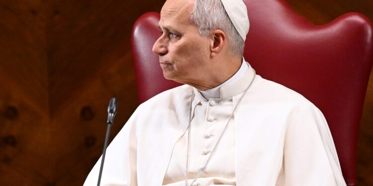 papa-leon-este-slab-trump,-atac-fara-precedent-la-adresa-suveranului-pontif-–-hotnews.ro