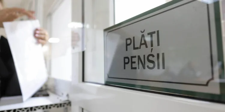 cati-pensionari-are-romania-si-care-este-acum-pensia-medie-date-oficiale-–-hotnews.ro