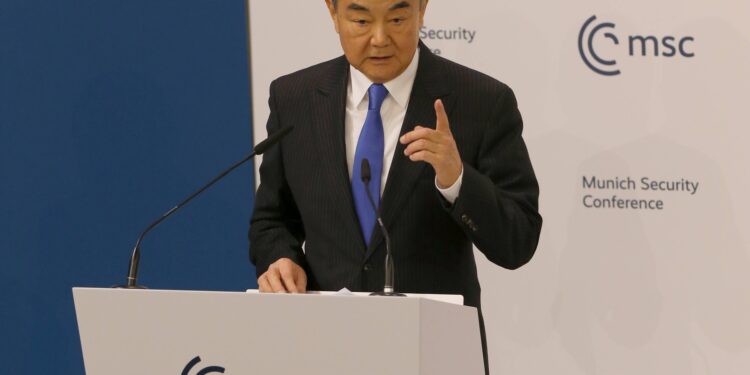 diplomatul-de-top-al-chinei-indica-sarcina-urgenta-pe-fondul-armistitiului-extrem-de-fragil-dintre-sua-si-iran-–-hotnews.ro