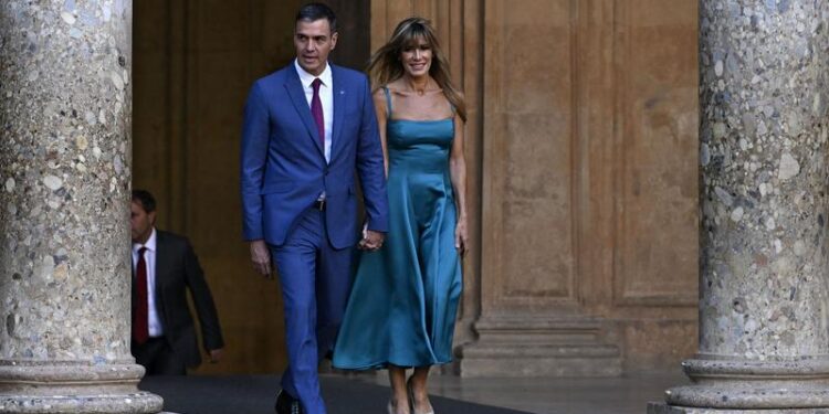 sotia-premierului-pedro-sanchez,-inculpata-pentru-coruptie-in-dosarul-care-pune-sub-presiune-guvernul-spaniol-–-hotnews.ro