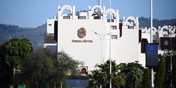 ce-s-a-intamplat-in-spatele-usilor-inchise-la-negocierile-sua-iran-detalii-nestiute-despre-discutiile-din-luxosul-hotel-din-islamabad-–-hotnews.ro