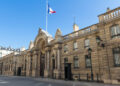 palatul-elysee,-vizat-de-anchetatori-intr-un-dosar-de-coruptie-privind-ceremonii-oficiale-accesul-le-a-fost-interzis-–-hotnews.ro