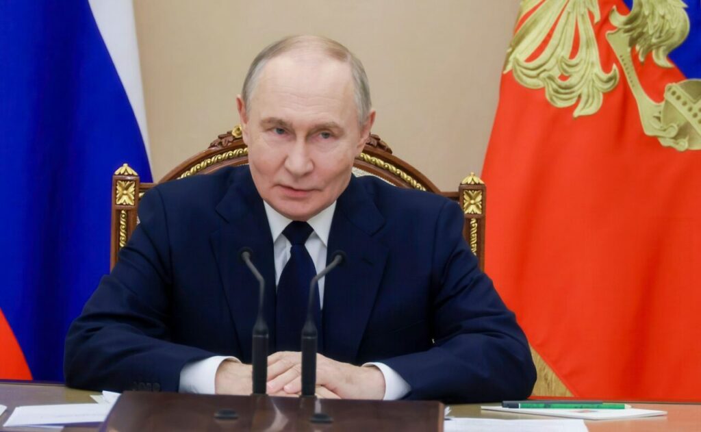 cum-arata-vladimir-putin-in-filmul-american-vrajitorul-de-la-kremlin.-cine-il-joaca-pe-presedintele-rus