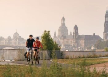 tara-vizitata-cu-1000-de-euro-de-romani-in-2025.-numarul-turistilor-a-crescut-de-la-un-an-la-altul