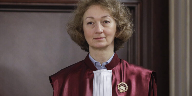 sefa-curtii-constitutionale-a-explicat-decizia-ccr-de-anulare-a-alegerilor-–-hotnews.ro