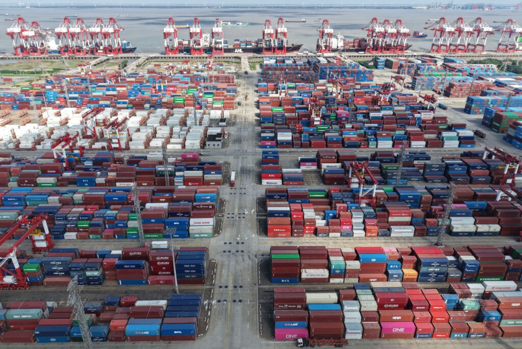 economia-chinei-a-crescut-vertiginos-in-primele-luni-ale-anului,-dar-a-iesit-la-iveala-o-vulnerabilitate-fundamentala:-toata-industria-este-sub-presiune-–-hotnews.ro