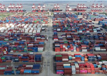 economia-chinei-a-crescut-vertiginos-in-primele-luni-ale-anului,-dar-a-iesit-la-iveala-o-vulnerabilitate-fundamentala:-toata-industria-este-sub-presiune-–-hotnews.ro