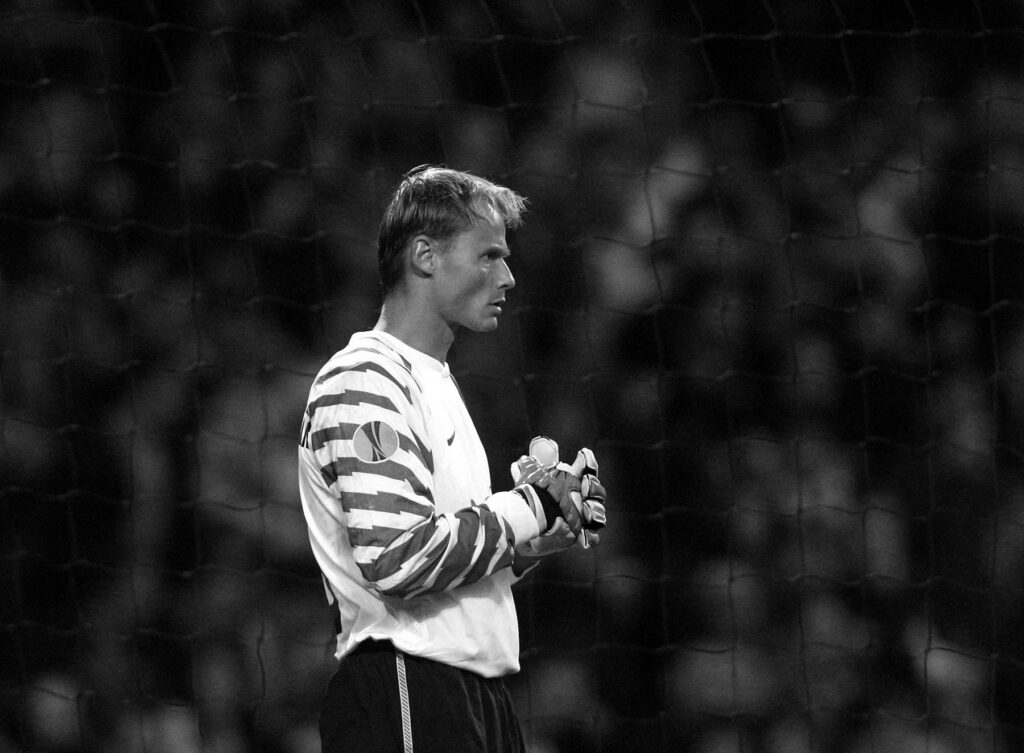 alex-manninger,-fostul-international-care-a-jucat-pentru-arsenal-si-juventus,-a-murit-la-48-de-ani-intr-un-accident-–-hotnews.ro