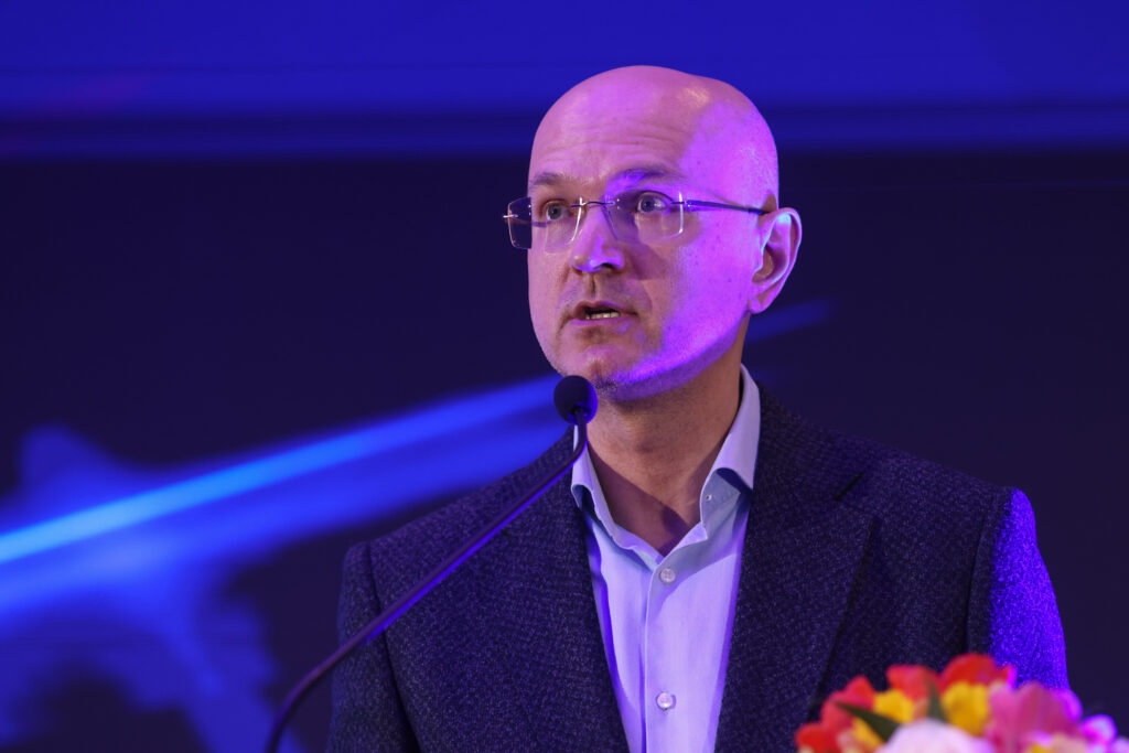 patronul-cotidianul,-prima-explicatie-dupa-demisia-jurnalistului-sebastian-zachmann-–-hotnews.ro