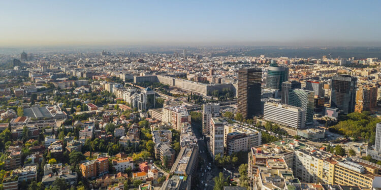 spania-este-aproape-de-o-bula-imobiliara-din-cauza-madridului