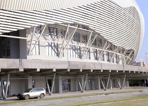 spalare-de-bani-scandal-in-banie-cu-hotelul-fantoma-de-pe-oblemenco