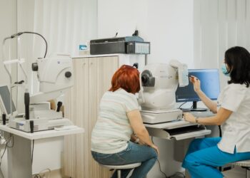 medic-oftalmolog:-majoritateaafectiunilor-oculare-care-duc-la-pierderea-vederii-pot-fi-prevenite-sauchiar-vindecate,-daca-sunt-diagnosticate-la-timp-–-hotnews.ro