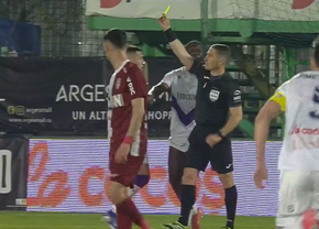 faza-ciudata-la-fc-arges-–-cfr-cluj,-cu-istvan-kovacs-in-prim-plan:-de-ce-mai-dai-cartonas-galben?