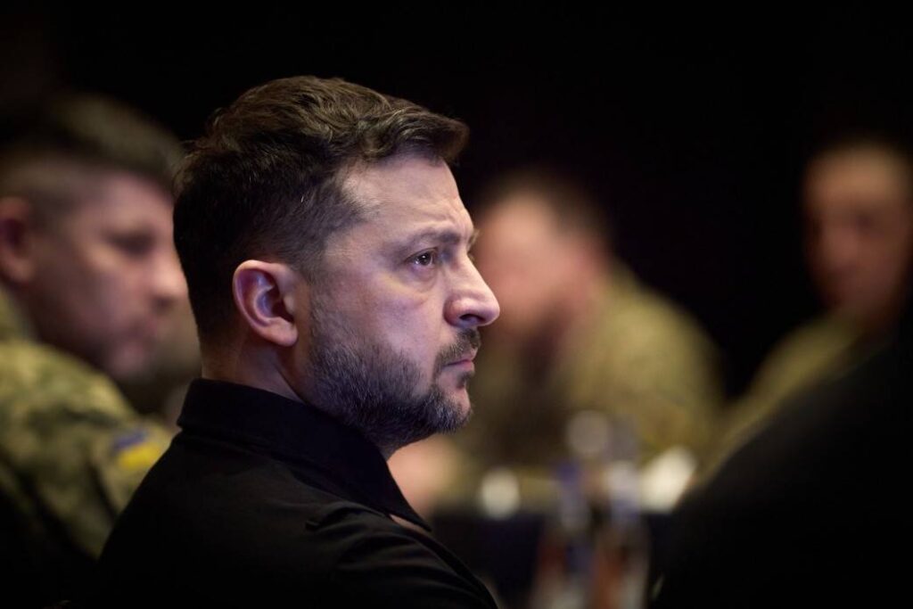 zelenski-sustine-ca-rusia-va-incerca-din-nou-sa-implice-belarusul-in-razboi-si-a-avertizat-conducerea-de-la-minsk-ca-ucraina-e-gata-sa-si-apere-teritoriul-–-hotnews.ro