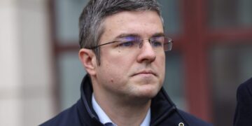 ministrul-economiei:-nu-am-auzit-vreun-antreprenor-sa-ceara-caderea-guvernului/-eu-inca-mai-sper-la-intelepciune-–-hotnews.ro