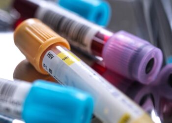 un-barbat-s-a-vindecat-de-hiv-dupa-un-transplant-de-celule-stem-de-la-fratele-sau:-parca-am-castigat-la-loterie-de-doua-ori-–-hotnews.ro