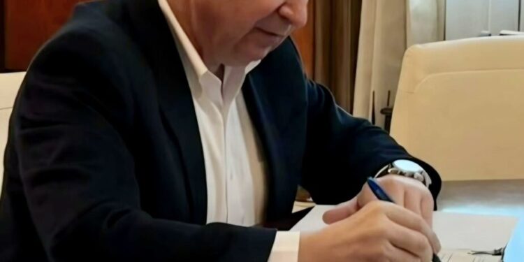 lider-psd,-despre-premier:-sobolan-bolojan,-prim-sinecuristul-tarii,-si-a-tras-armata-de-boti.-totul-pentru-a-nu-se-darama-mitul-mesianic