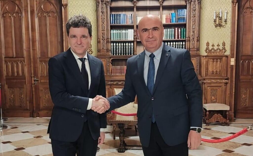 fmi-si-banca-mondiala-confirma-dezastrul-pentru-romania.-previziunile-de-crestere-economica,-taiate-la-jumatate