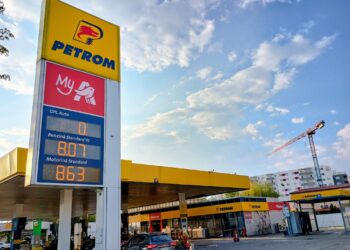 pretul-carburantilor-la-pompa-a-ajuns-la-cele-mai-mici-niveluri-de-la-declansarea-razboiului-din-iran-/-de-ce-nu-ar-trebui-sa-ne-bucuram-inca-–-hotnews.ro
