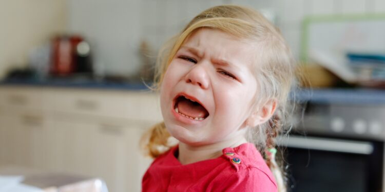 jessica,-trucul-viral-de-pe-tiktok-care-opreste-un-tantrum-in-5-secunde-functioneaza-sau-nu?-explicatiile-specialistilor-–-hotnews.ro