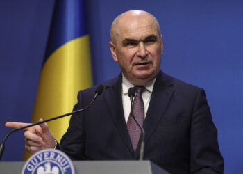 fact-checking-pe-ce-a-zis-unul-dintre-ceimai-aplaudati-lideri-psd,-care-si-a-convins-colegii-sa-voteze-plecarea-guvernului-bolojan:-10-neadevaruri-in-cateva-fraze-–-hotnews.ro