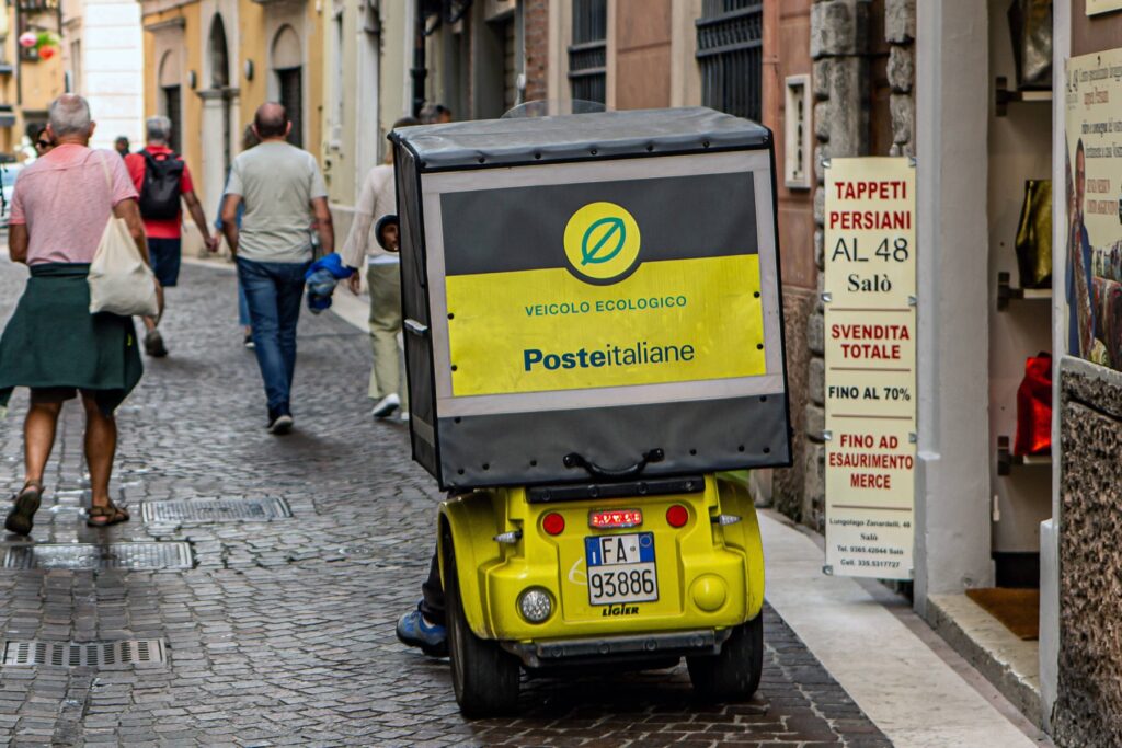 o-gafa-cu-posta-a-provocat-un-incident-stanjenitor-intre-italia-si-china-–-hotnews.ro