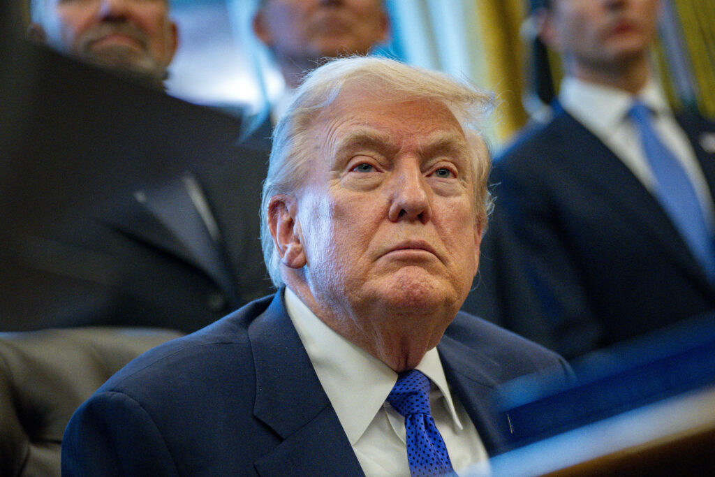 ucrainenii-propun-ca-o-parte-din-regiunea-donetk-sa-fie-numita-donnyland-in-cinstea-lui-donald-trump