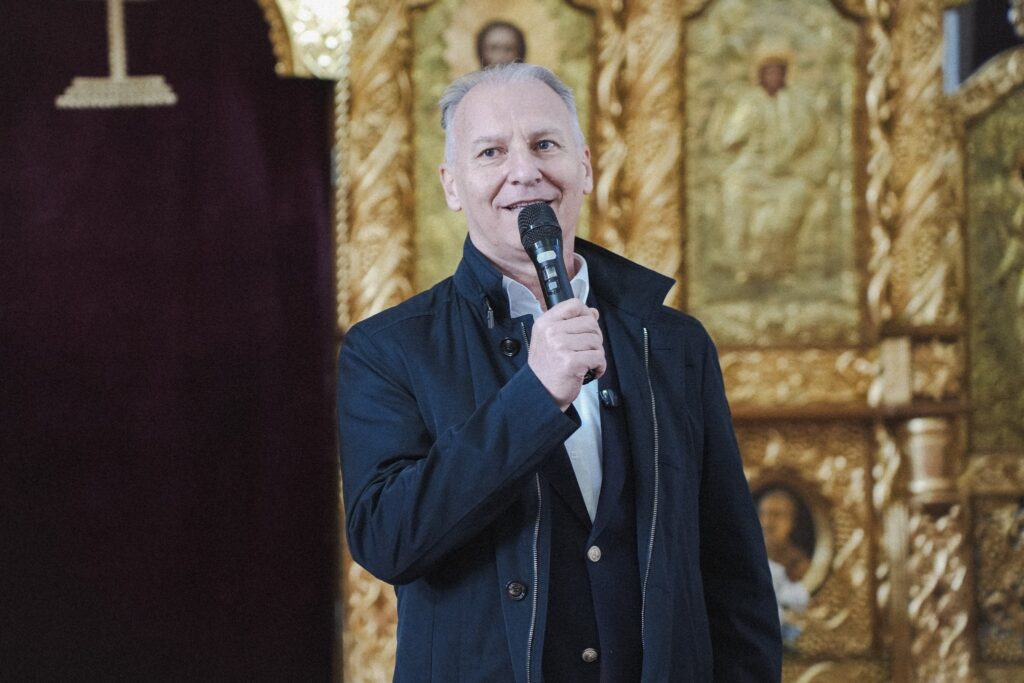 dupa-pesedistul-radu-moldovan,-procurorii-dna-au-descins-la-alt-politician-important-celebrul-cantaret-de-muzica-populara-dinu-iancu-salajanu,-vizat-si-el-–-hotnews.ro