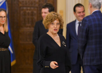 oana-gheorghiu:-remin-sa-este-in-insolventa-de-doar-17-ani.-companie-care-apartine-100%-statului-roman-si-care-a-fost-mereu-administrata-doar-de-catre-oamenii-pusi-de-statul-roman