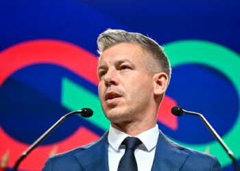 guvernul-condus-de-peter-magyar-va-desecretiza-arhivele-politiei-secrete-din-perioada-comunista:-sarcina-mea-principala-–-hotnews.ro