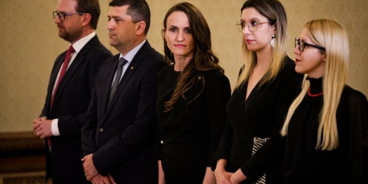 toiu:-nu-vom-ceda-in-fata-celor-care-isi-doresc-putere-fara-responsabilitate