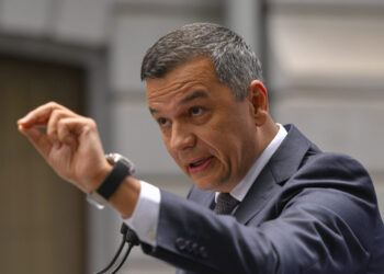 ziua-demisiilor-la-guvern:-cine-sunt-cei-sase-ministri-psd-care-pleaca-din-executiv