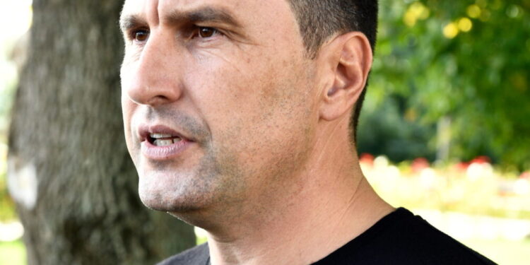 preturile-la-carburanti-s-au-stabilizat,-dar-criza-politica-ameninta-pnrr,-afirma-tanczos-barna