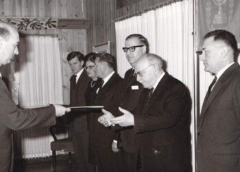 din-culisele-diplomatiei,-in-sala-de-licitatie-artmark-prezinta-colectia-primului-ambasador-al-romaniei-in-israel-–-hotnews.ro