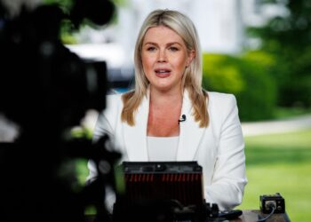 trump-isi-trimite-emisarii-pentru-noi-negocieri-cu-iranul-discutiile-vor-avea-loc-la-islamabad-–-hotnews.ro