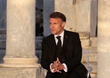 macron-ii-invoca-pe-cei-trei-presedinti-care-se-opun-cu-indarjire-europenilor-este-momentul-sa-luam-masuri-decisive-–-hotnews.ro