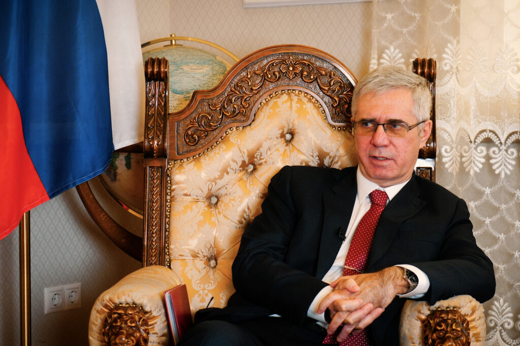 ambasadorul-rusiei-la-bucuresti,-convocat-la-mae-dupa-drona-prabusita-la-galati-un-act-iresponsabil-si-provocator-–-hotnews.ro