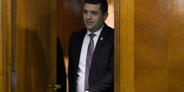 reactia-lui-radu-miruta,-dupa-incidentul-de-la-galati:-este-vorba-despre-o-drona-ruseasca-de-tip-geran-2.-statul-major-analizeaza-masuri-suplimentare