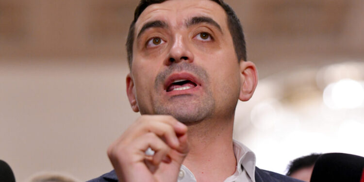 george-simion,-mesaj-transant:-vrem-ca-acest-guvern-pagubos-care-a-distrus-romania-sa-ia-sfarsit