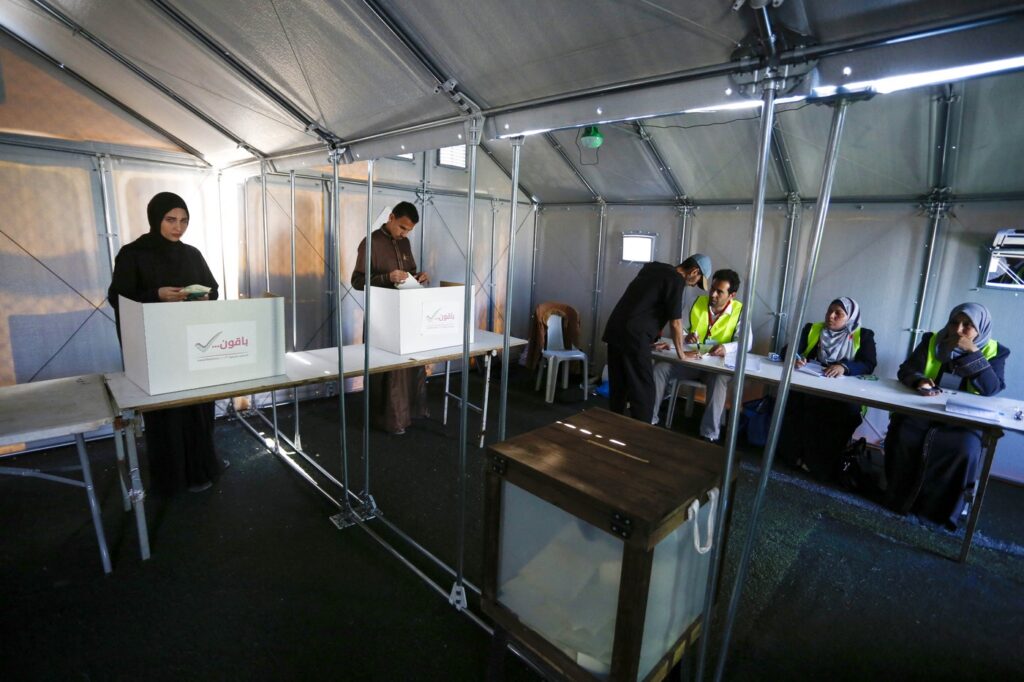 primele-alegeri-organizate-in-fasia-gaza-in-ultimii-20-de-ani-cum-a-decurs-votul-–-hotnews.ro