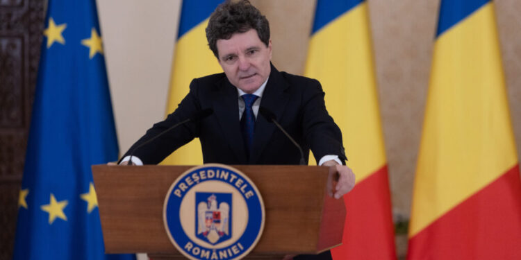 nicusor-dan-se-intalneste-luni-cu-liderii-psd,-pnl,-usr,-udmr-si-ai-grupului-minoritatilor