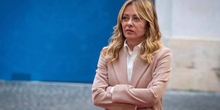 meloni,-furioasa-dupa-ce-elvetia-a-cerut-bani-pentru-italienii-tratati-dupa-incendiul-din-crans-montana:-rusinos-–-hotnews.ro