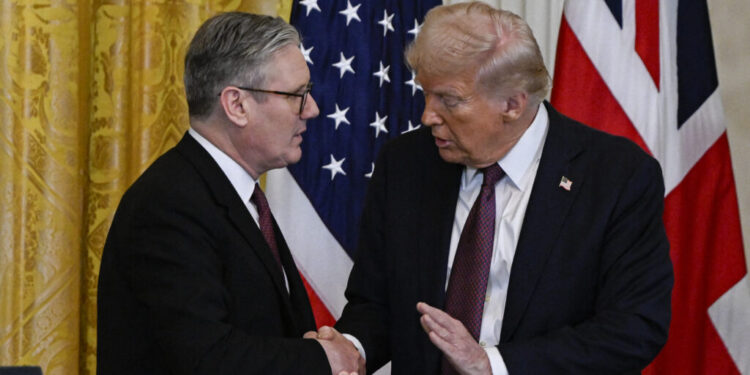 premierul-keir-starmer-a-discutat-cu-presedintele-donald-trump-redeschiderea-stramtorii-ormuz