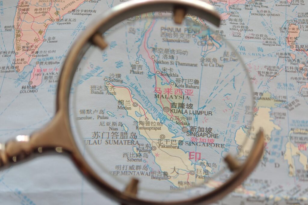 iranul-propune-indoneziei-sa-taxeze-navele-care-trec-prin-stramtoarea-malacca-–-hotnews.ro