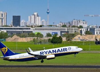 ryanair-va-inchide-baza-aeriana-de-la-berlin:-aviatia-germana-e-in-colaps